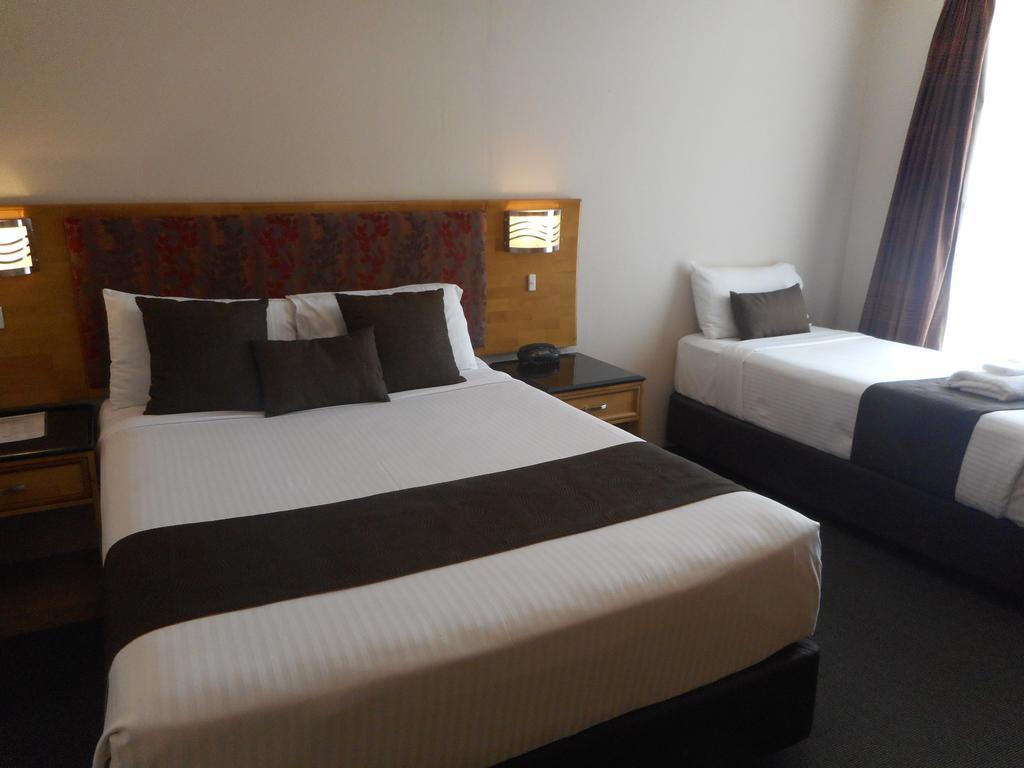 Noah'S Mid City Motor Inn Muswellbrook Habitación foto
